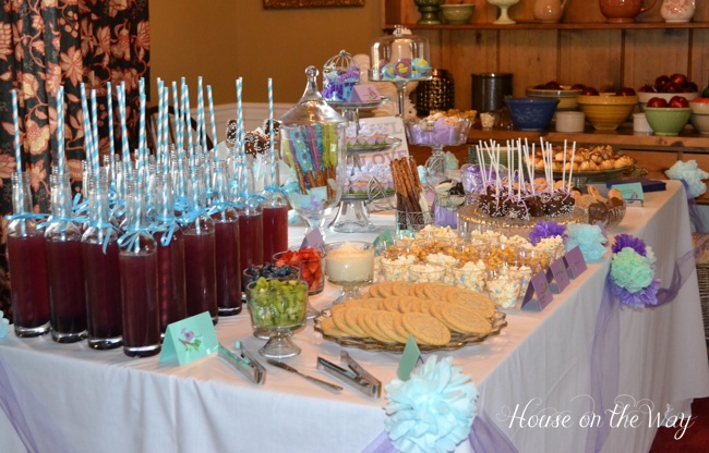 Baby-Shower-Table